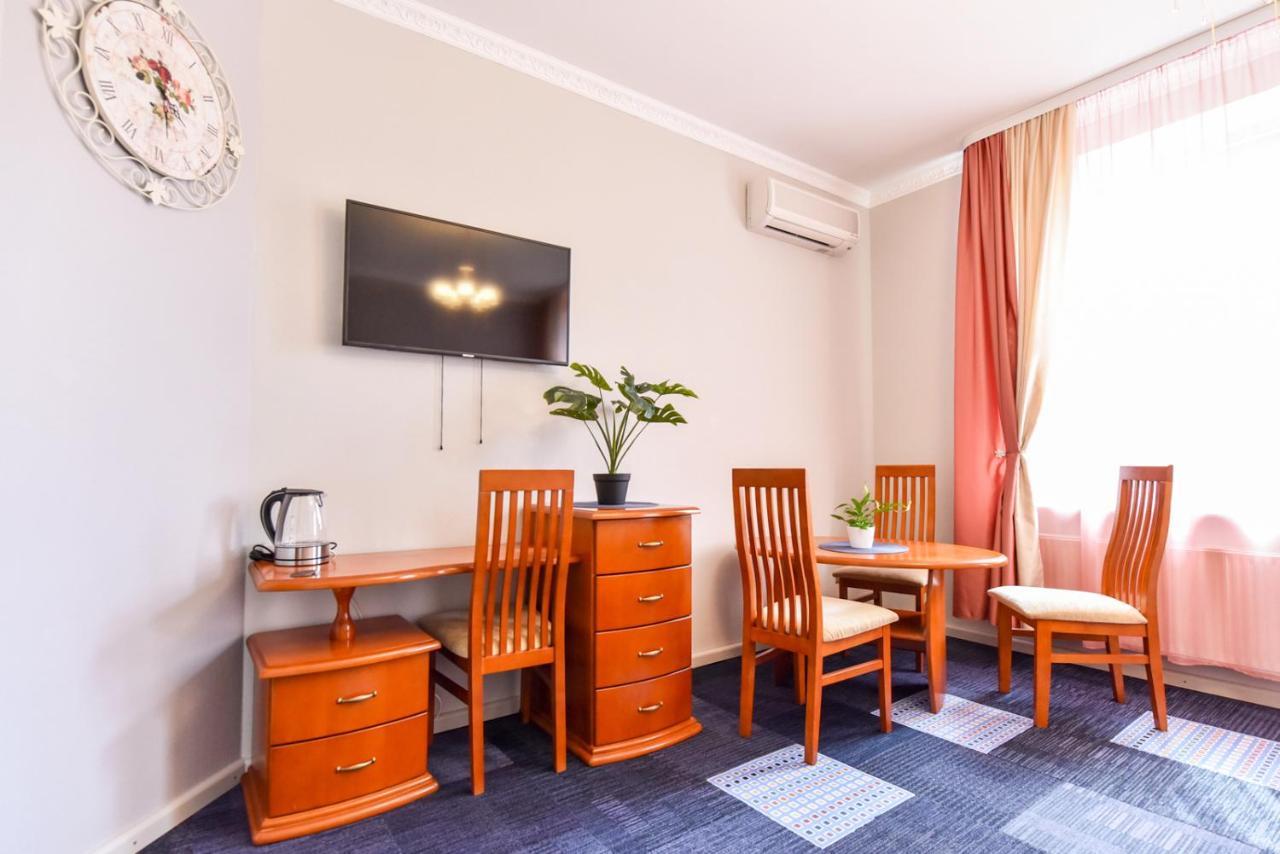 Hotel Jugend With Self Check-In Liepaja Exterior photo