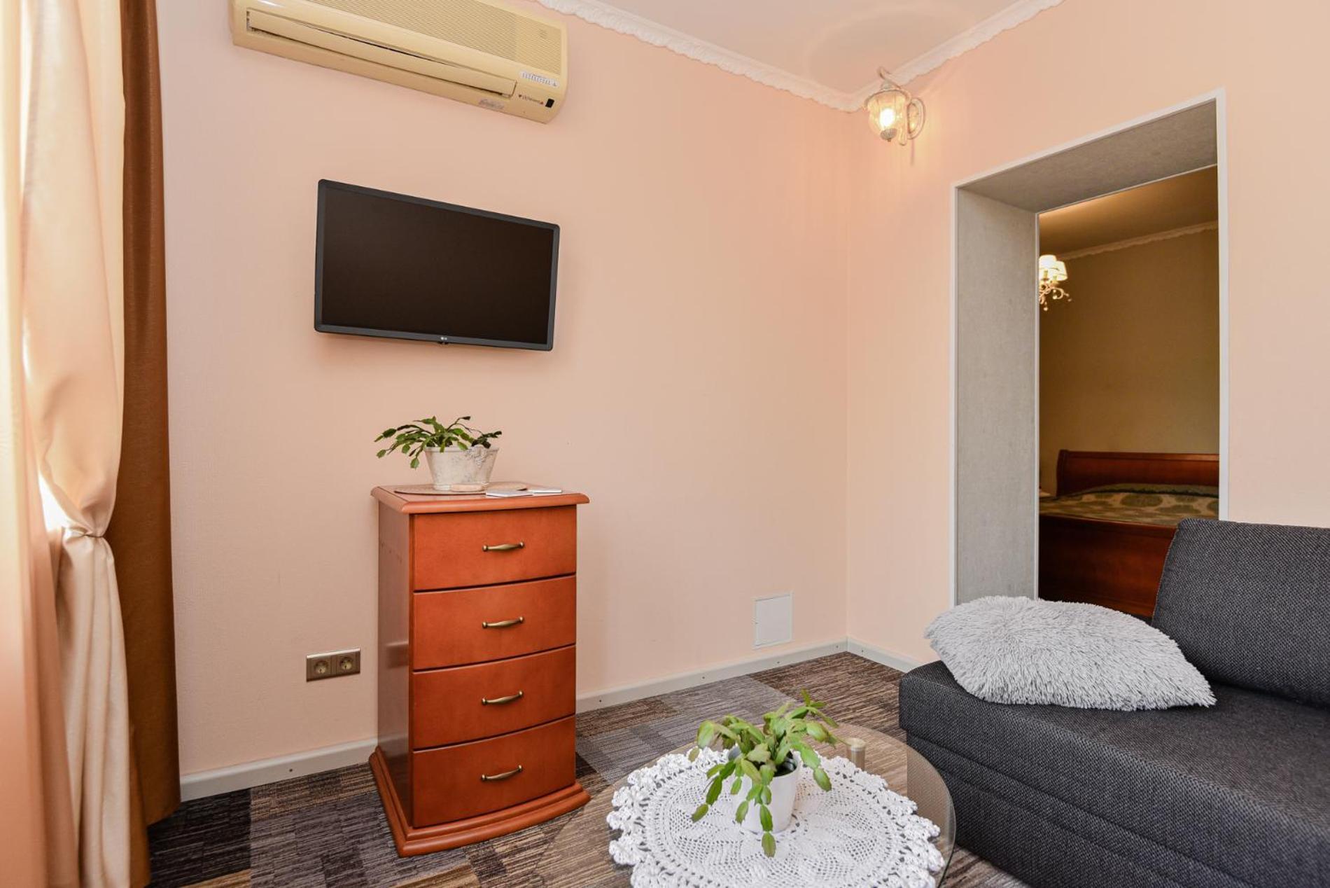 Hotel Jugend With Self Check-In Liepaja Exterior photo